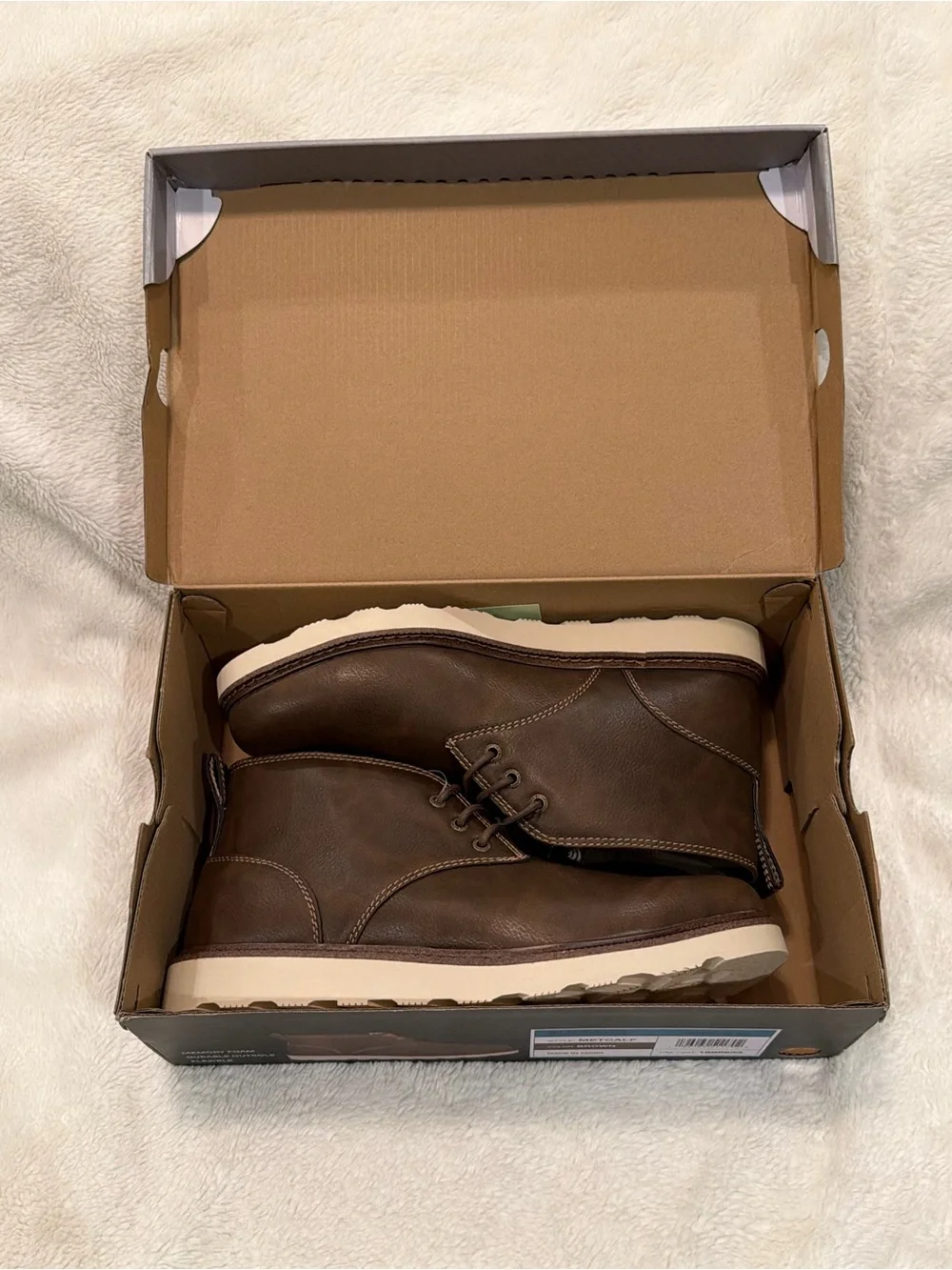 NWT Buffalo David Bitton Brown Leather Chukka Boots with White Sole